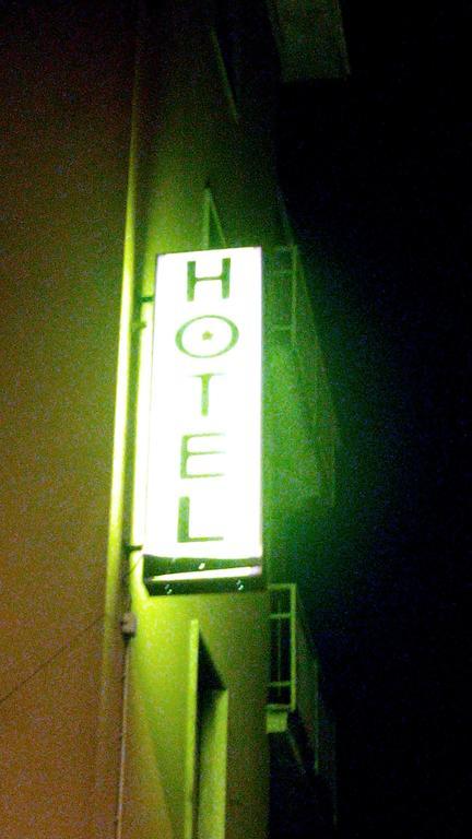 Hotel Violetta Parma Exterior foto